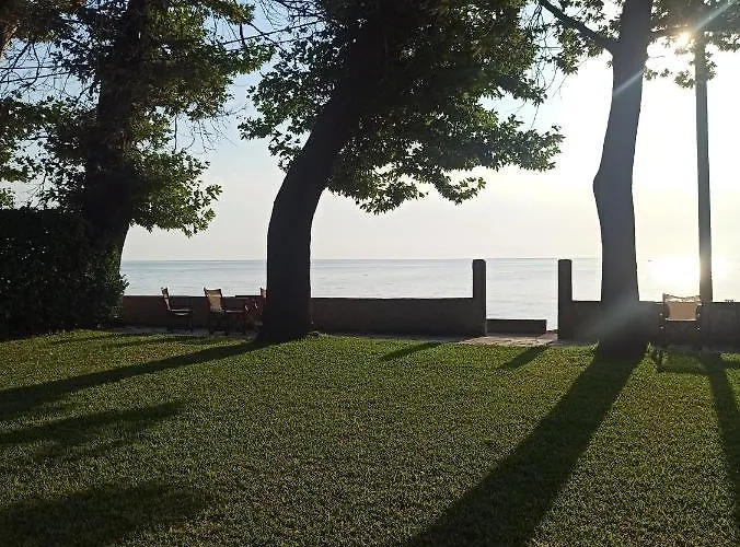 Paparizou * Kókkinon Nerón