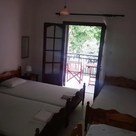 Paparizou Apartmán *